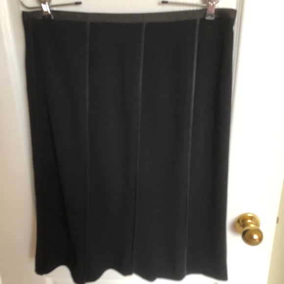 Vintage Skirt With Piping - Picture 1 of 3